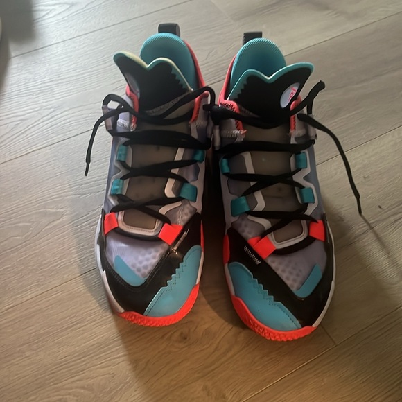 Jordan Russell Westbrook Basketball Shoes - Picture 3 of 6